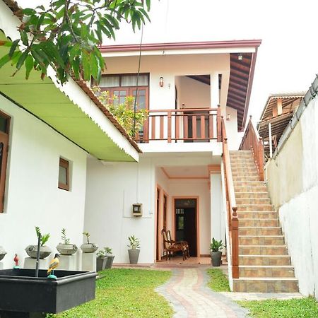 Hotel Tropical Garden Negombo Exterior foto